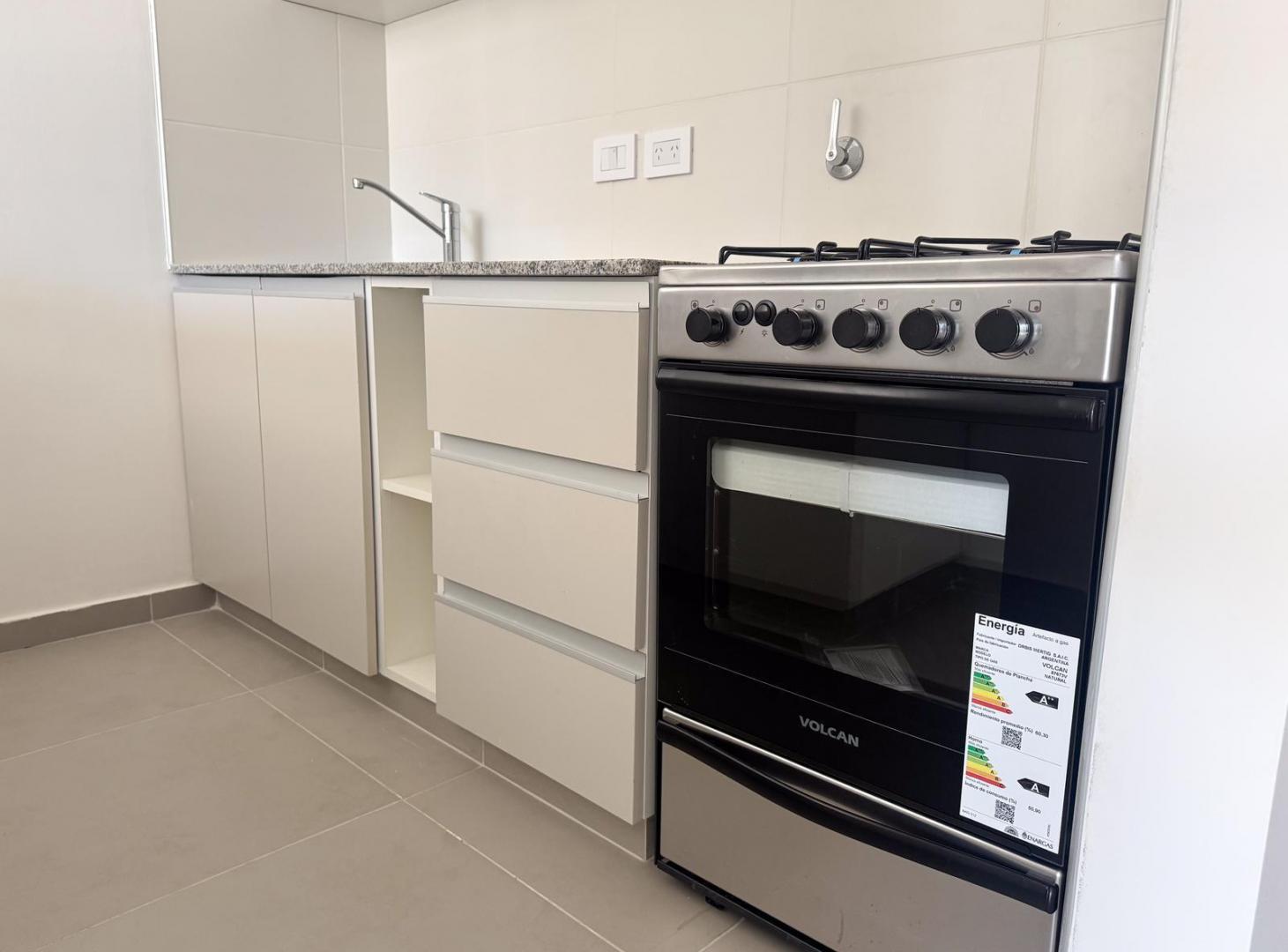 Foto de DEPARTAMENTO DE 1 DORMITORIO EN VENTA, imagen 2