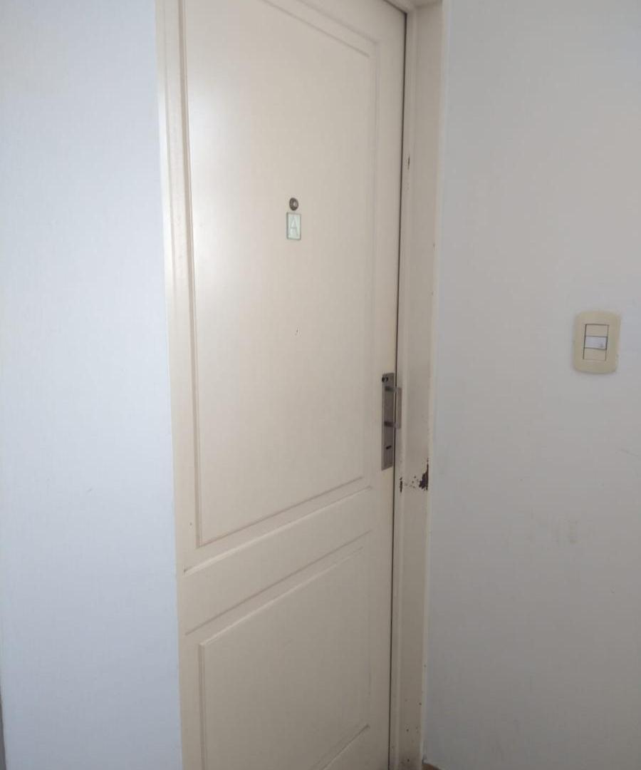 Foto de DEPARTAMENTO EN VENTA DE UN DORMITORIO CON COCHERA, imagen 3