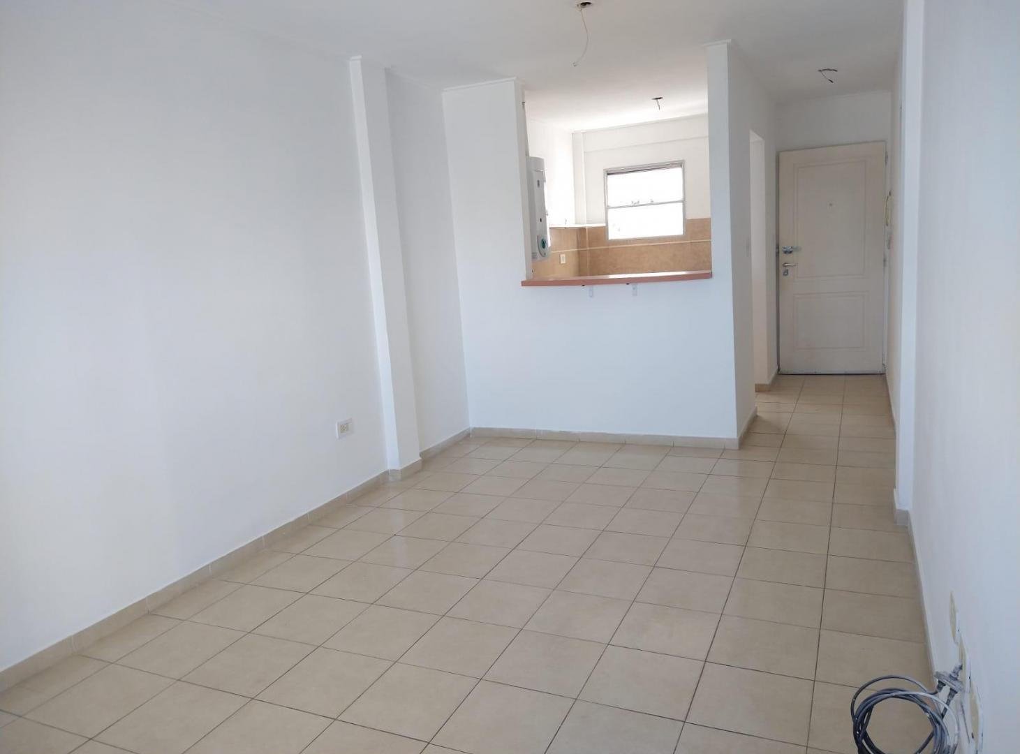 Foto de DEPARTAMENTO EN VENTA DE UN DORMITORIO CON COCHERA, imagen 2