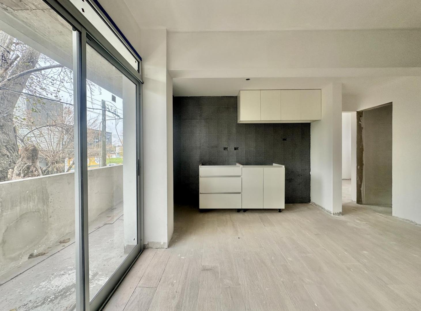 Foto de Departamento de 3 ambientes con COCHERA en VENTA - La Plata, imagen 2