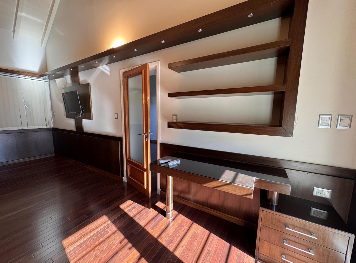 Foto de CASA DE CATEGORIA EN VENTA DE 3 DORMITORIOS LA PLATA, imagen 5