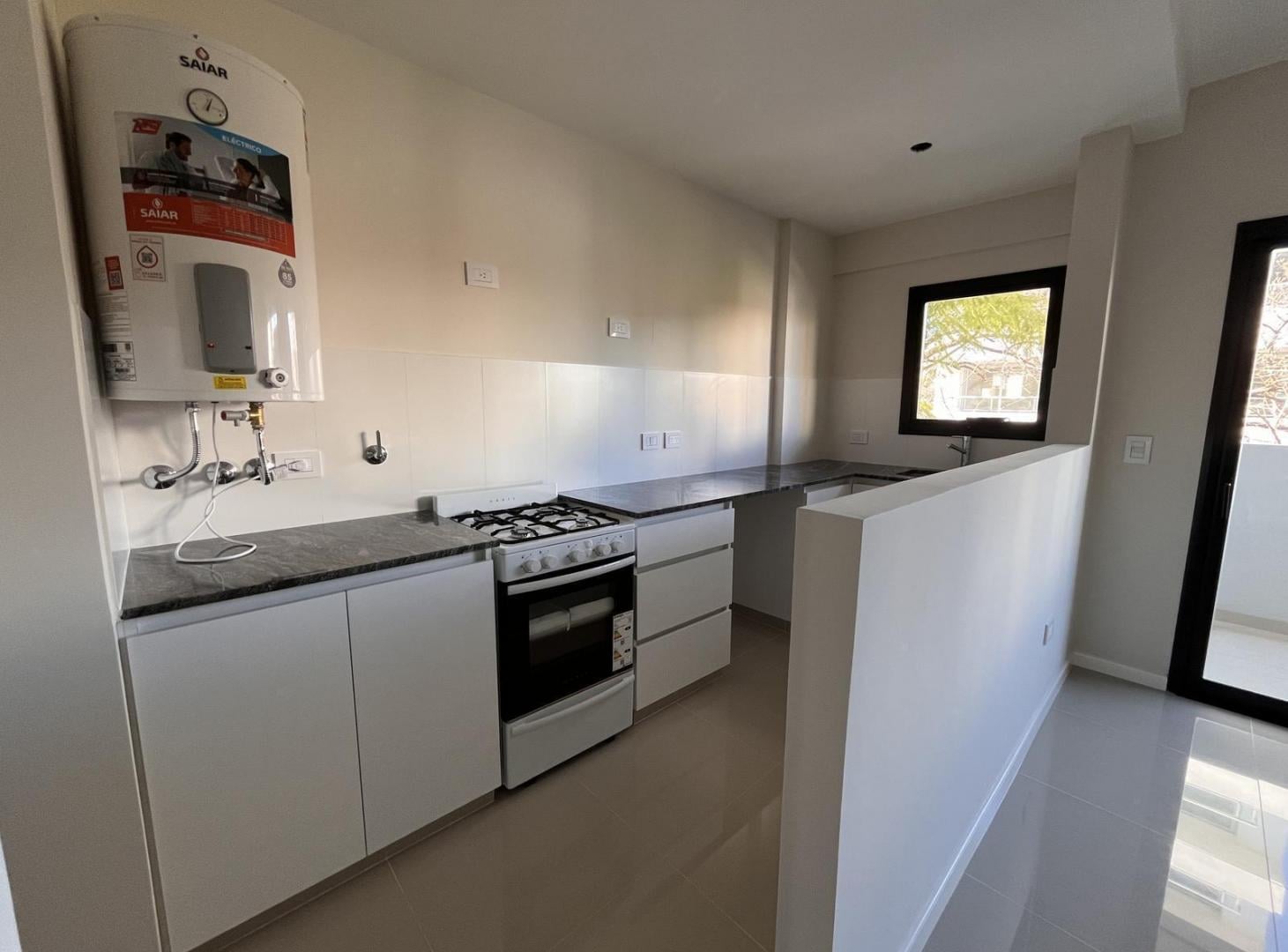 Foto de DEPARTAMENTO EN ALQUILER DE UN DORMITORIO EN LA PLATA, imagen 1