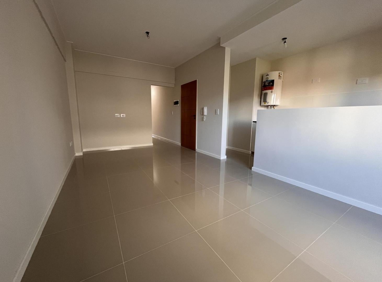 Foto de DEPARTAMENTO EN ALQUILER DE UN DORMITORIO EN LA PLATA, imagen 2