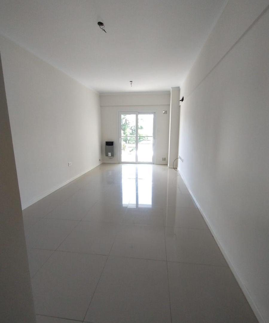 Foto de DEPARTAMENTO EN ALQUILER DE 1 DORMITORIO EN LA PLATA, imagen 1