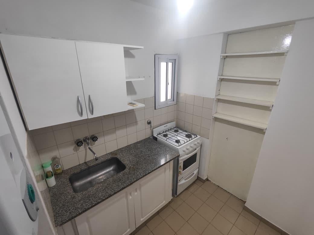 Foto de DEPARTAMENTO EN VENTA DE DOS DORMITORIOS EN LA PLATA, imagen 2