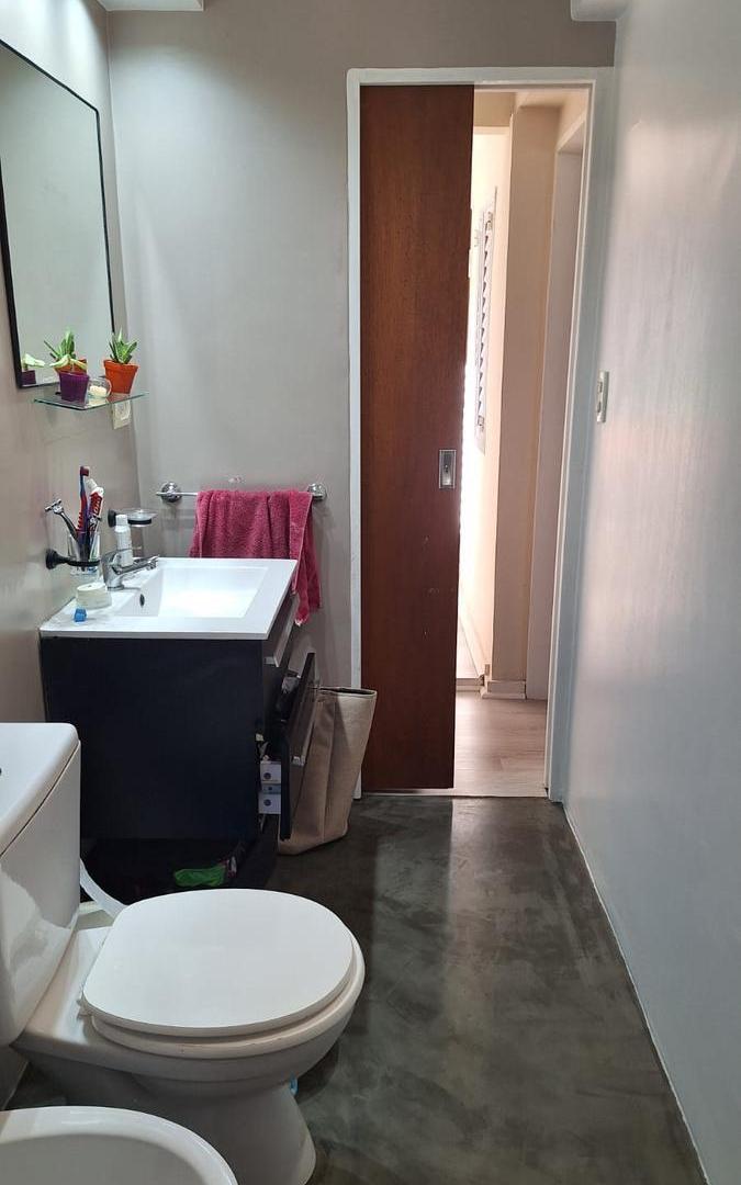 Foto de DEPARTAMENTO EN VENTA DE DOS DORMITORIOS EN LA PLATA CON TERRAZA PRIVADA, imagen 2
