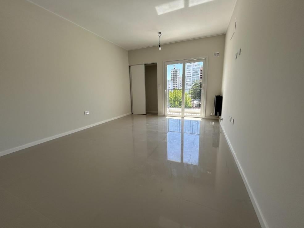 Foto de Departamento en La Plata, imagen 3