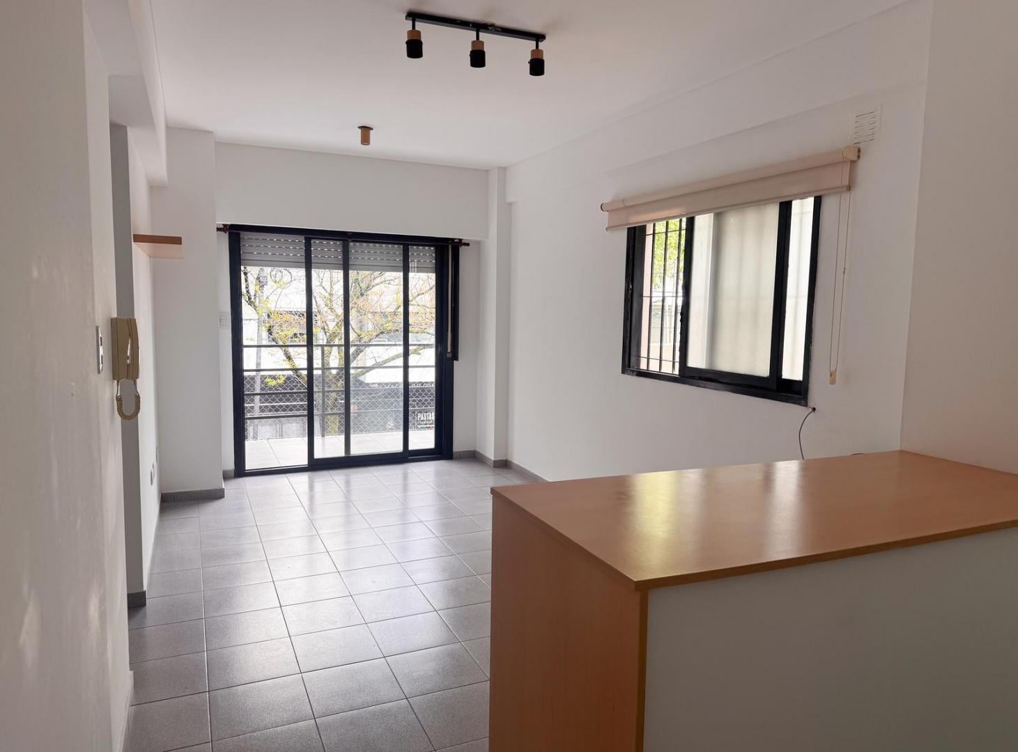 Foto de Departamento de un dormitorio en venta, imagen 1