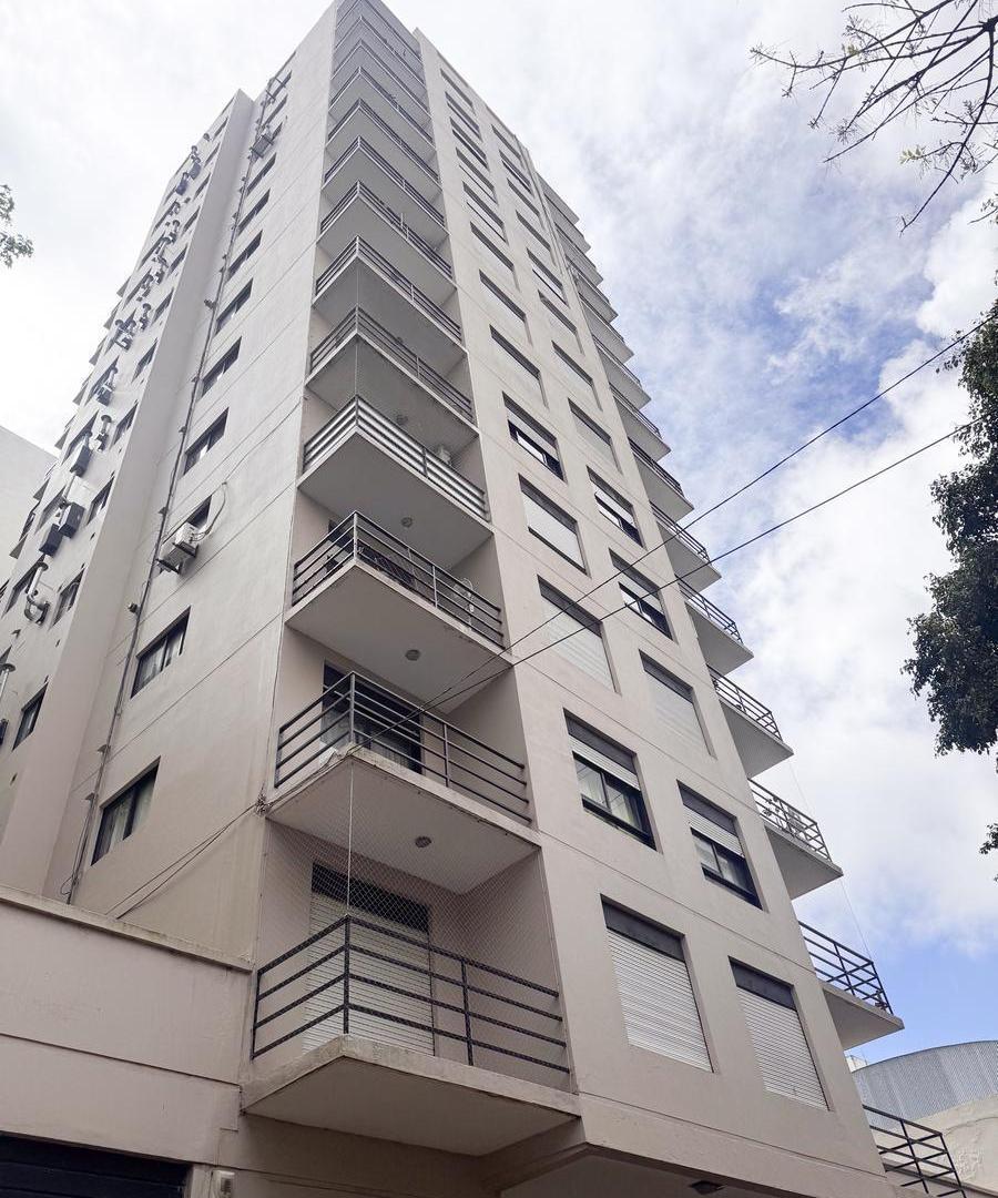 Foto de Departamento de un dormitorio en venta, imagen 2