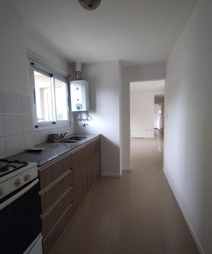 Foto de DEPARTAMENTO DE UN DORMITORIO EN ALQUILER EN LA PLATA, imagen 3
