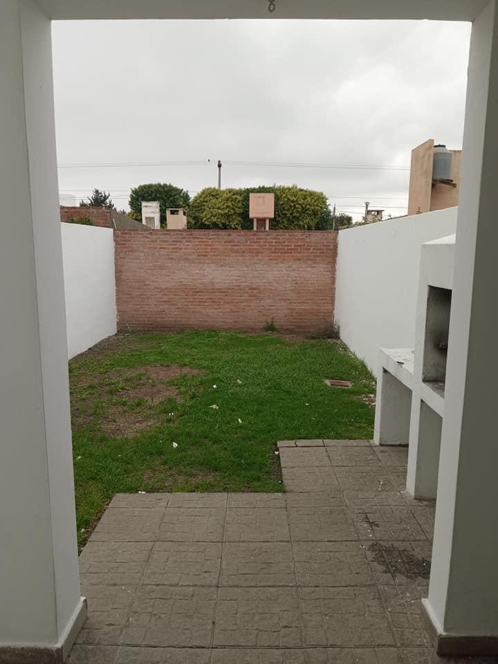 Duplex en Venta - Barrio Alejandro Centeno 4