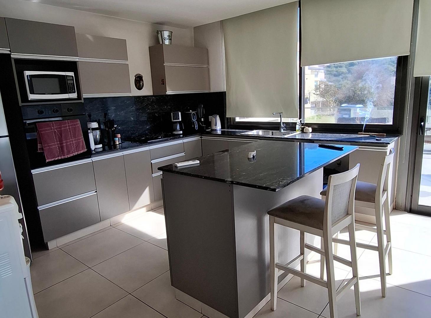 Foto de CASA 3 DORMITORIOS EN BARRIO PRIVADO TIERRALTA CON PILETA ASADOR DOBLE, imagen 1