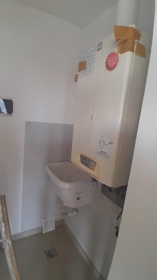 Foto de EN VENTA SEMIPISO ZONA CONSTITUCION 4100, imagen 5
