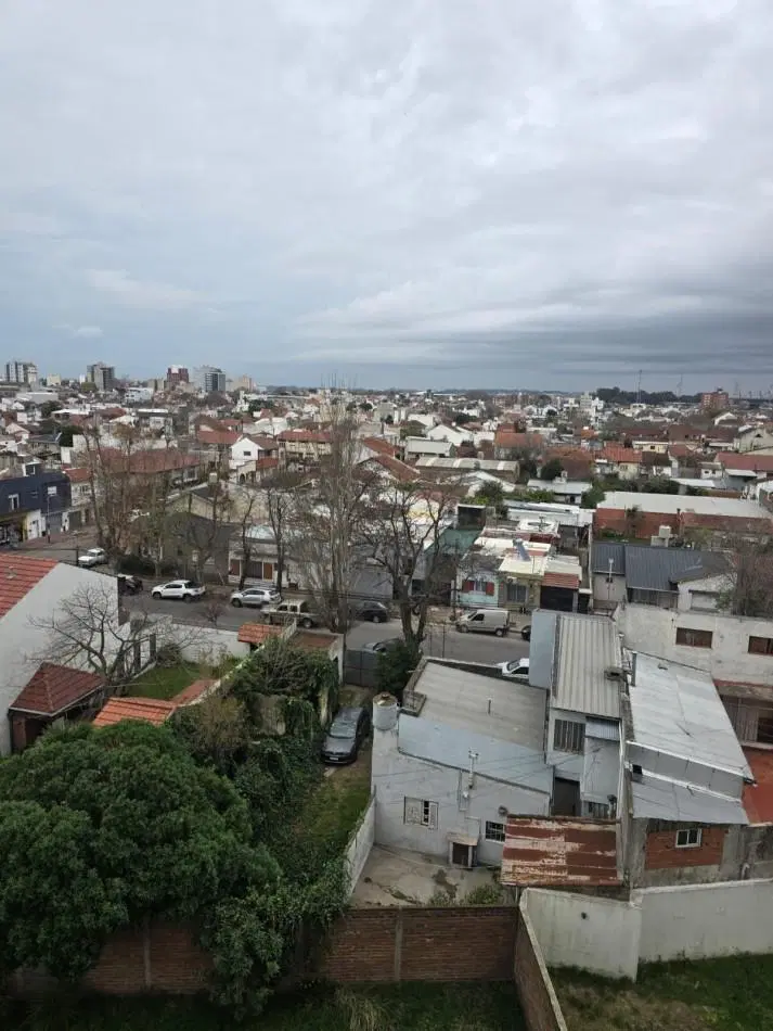 Alq 24 M Departamento 4 ambientes con cochera barrio San Jose 3