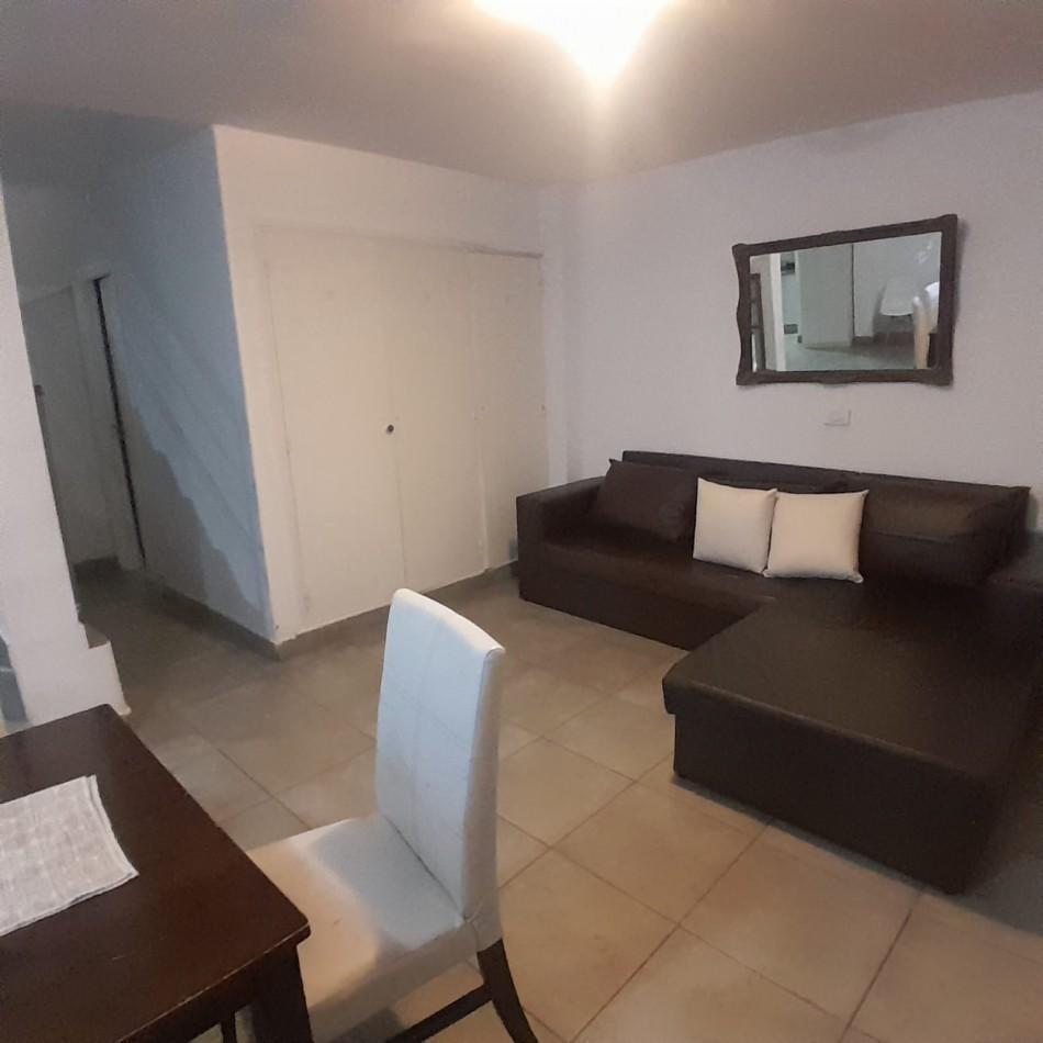 Foto de CASA DE 4 AMBIENTES EN BARRIO PINARES, imagen 4
