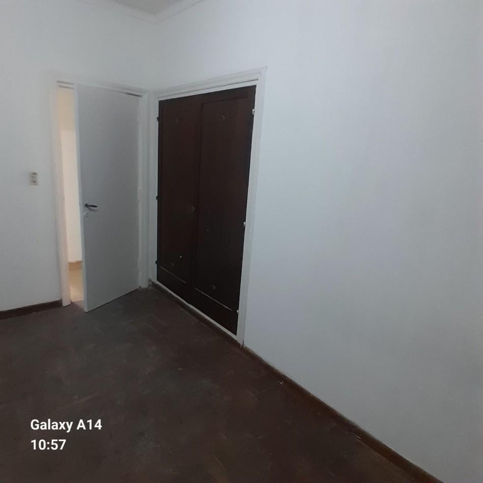 Foto de PH DE 3 AMBIENTES EN PRIMER PISO, ZONA BROWN E INDEPENDENCIA, imagen 5