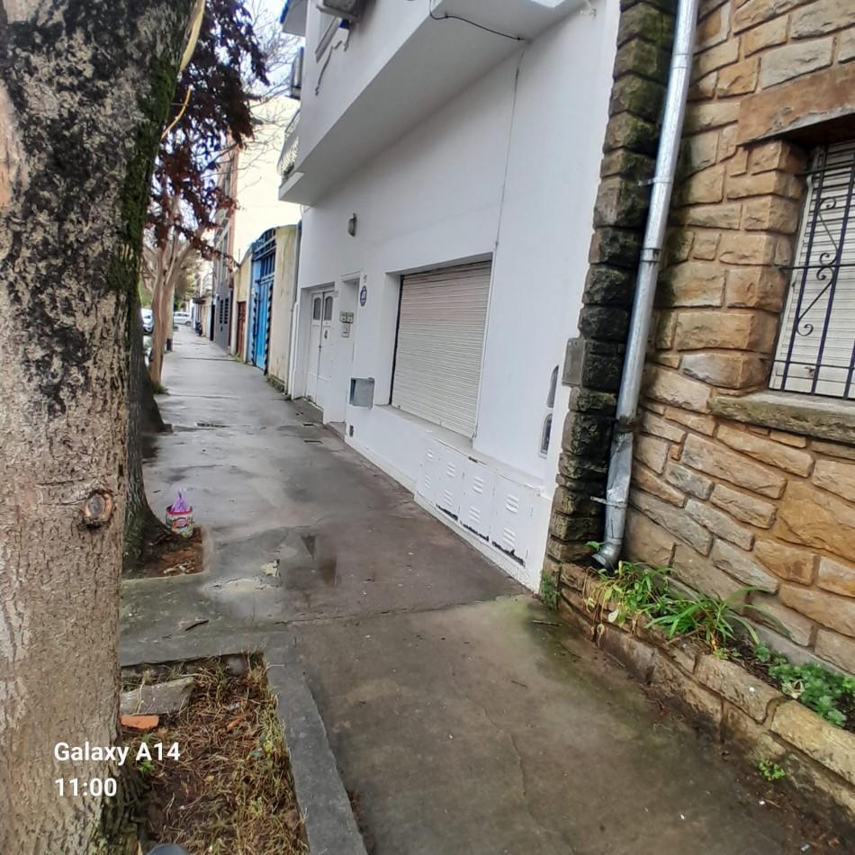 Foto de PH DE 2 AMBIENTES A RECICLAR EN BARRIO NUEVA POMPEYA, imagen 1