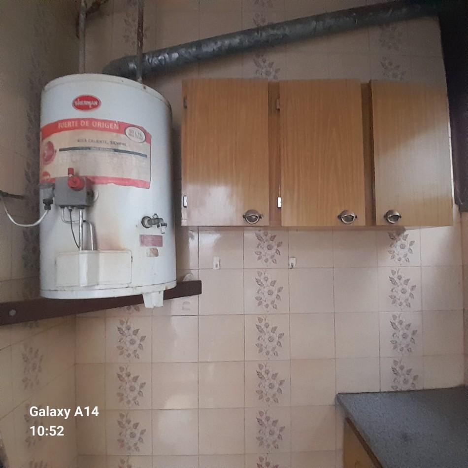 Foto de PH DE 2 AMBIENTES A RECICLAR EN BARRIO NUEVA POMPEYA, imagen 2