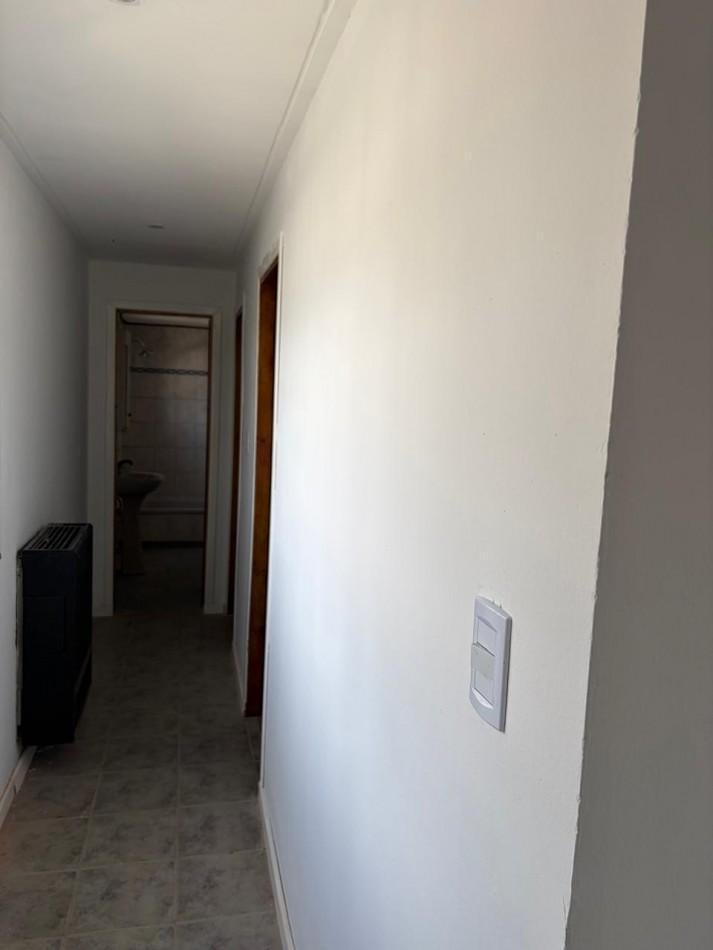 Foto de PH DE 3 AMBIENTES EN PLANTA ALTA CON COCHERA. ZONA PUERTO., imagen 3