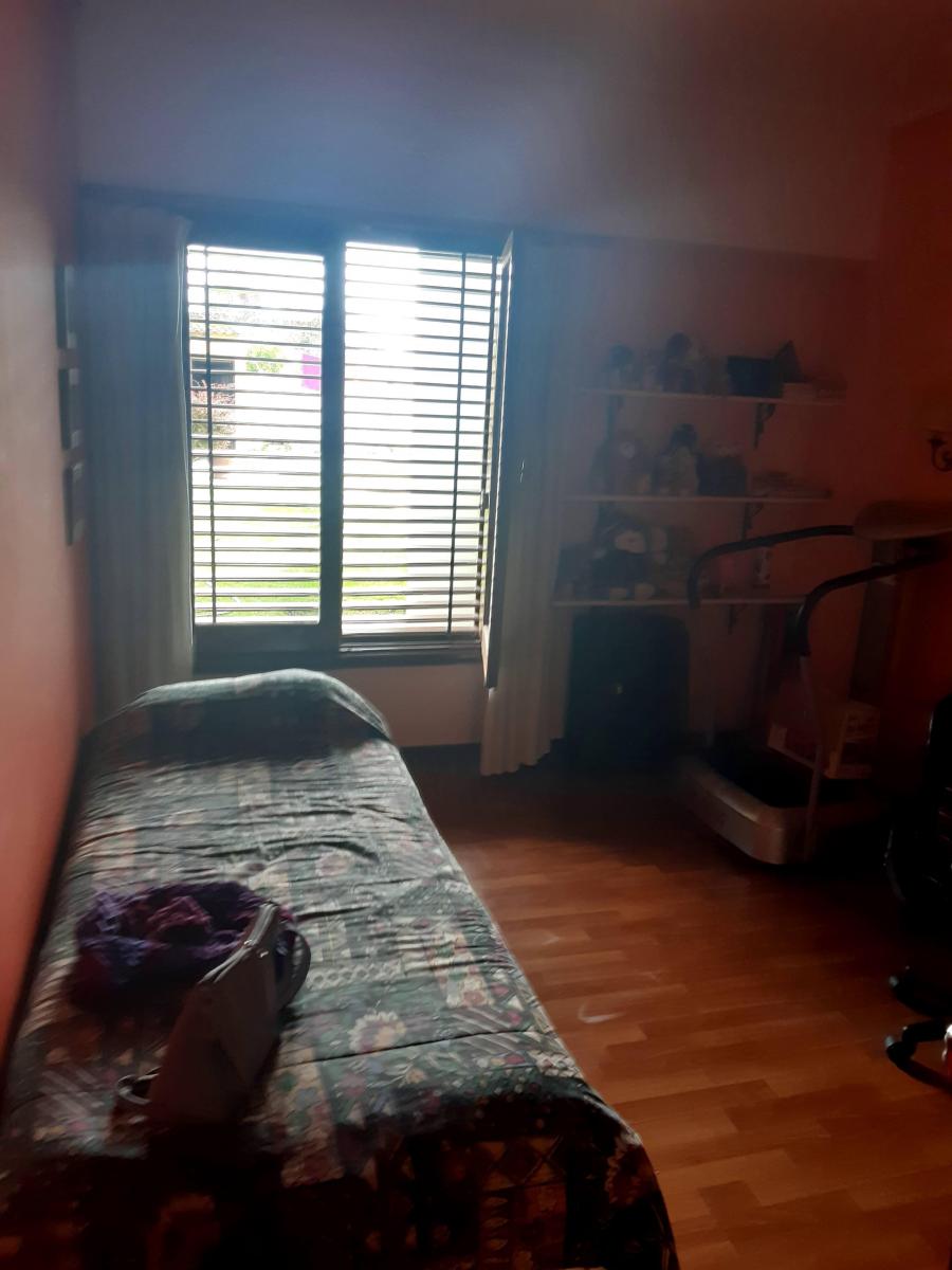 Chalet de 4 Dorm., Barrio Fortunato de La Plaza 5
