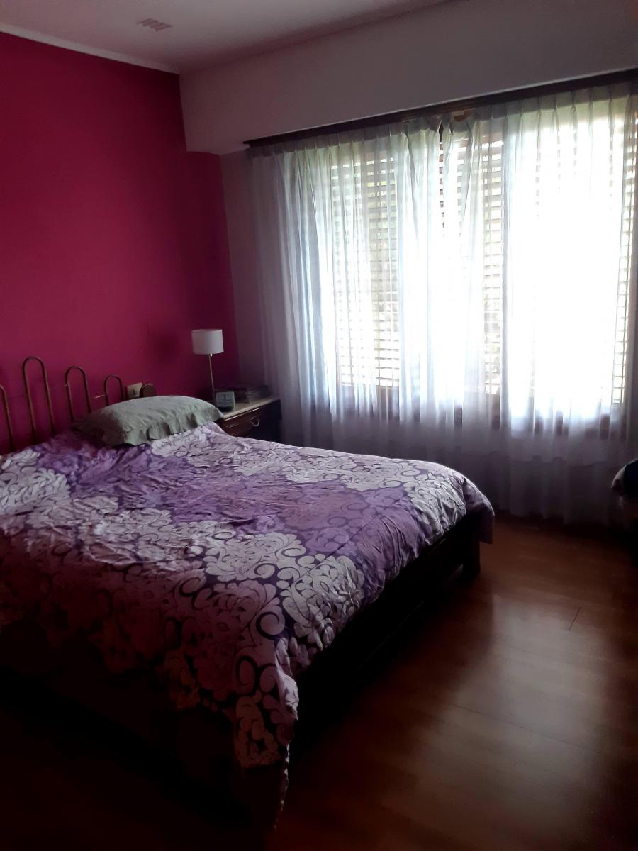 Chalet de 4 Dorm., Barrio Fortunato de La Plaza 2