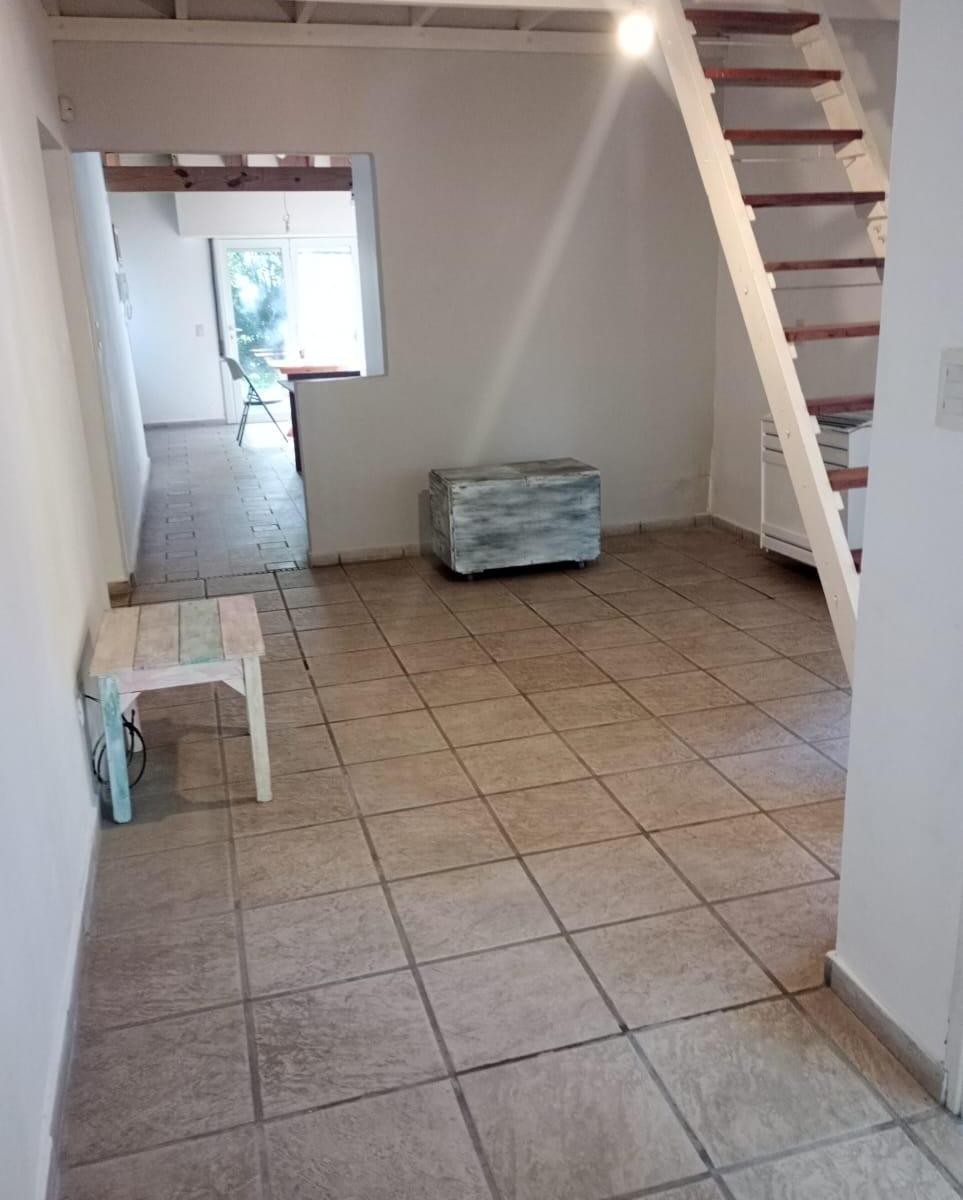 Reservado///chalet de 2 Dorm. y Escritorio - Barrio Montemar 3