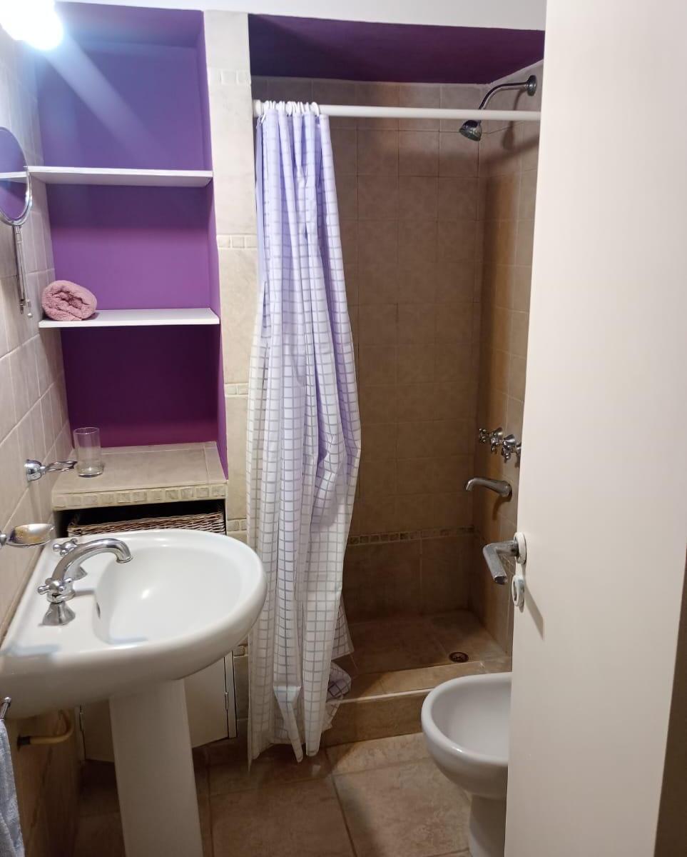 Reservado///chalet de 2 Dorm. y Escritorio - Barrio Montemar 2