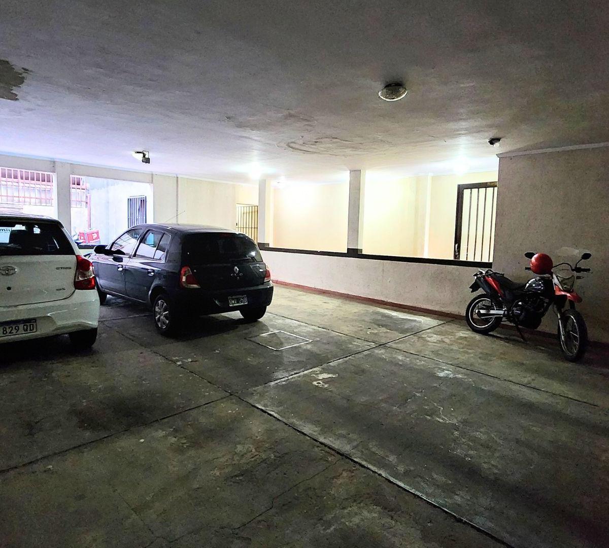 Departamento 3 Dorm. + Cochera en Candiotti Santa Fe 3