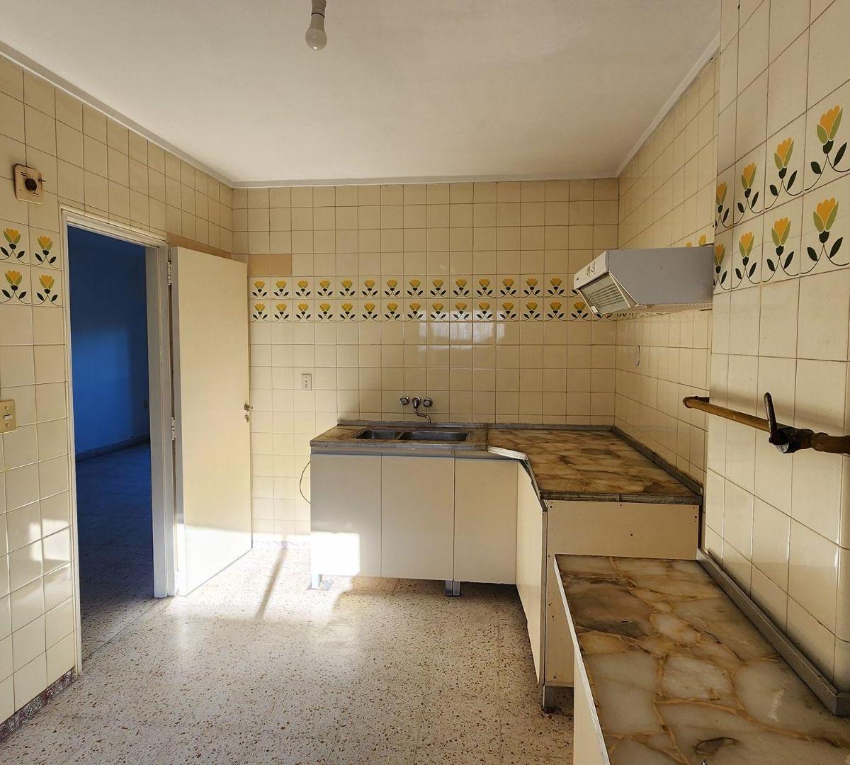 Departamento 3 Dorm. + Cochera en Candiotti Santa Fe 4