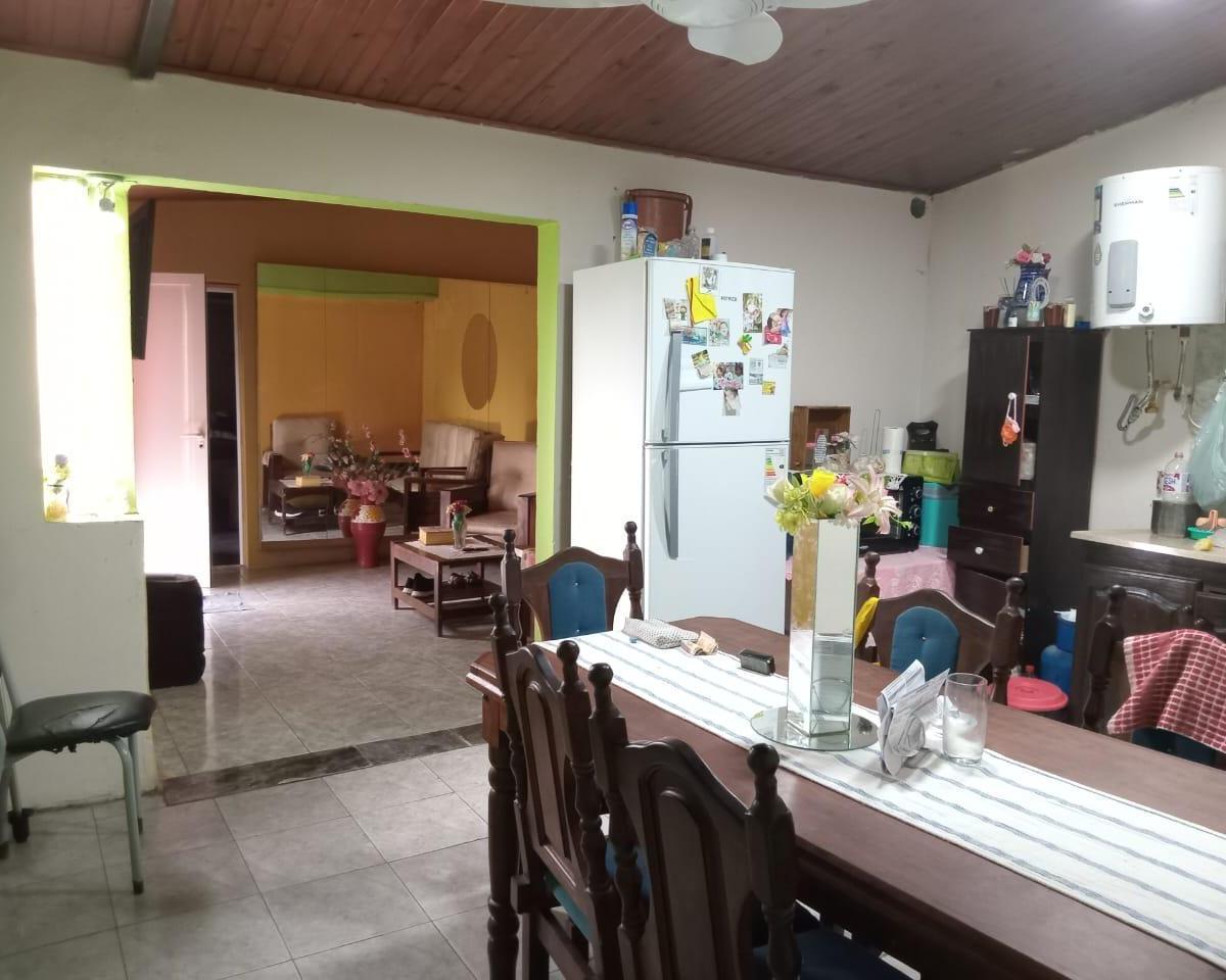 Casa con 3 Dorm. y Piscina en Sauce Viejo 4