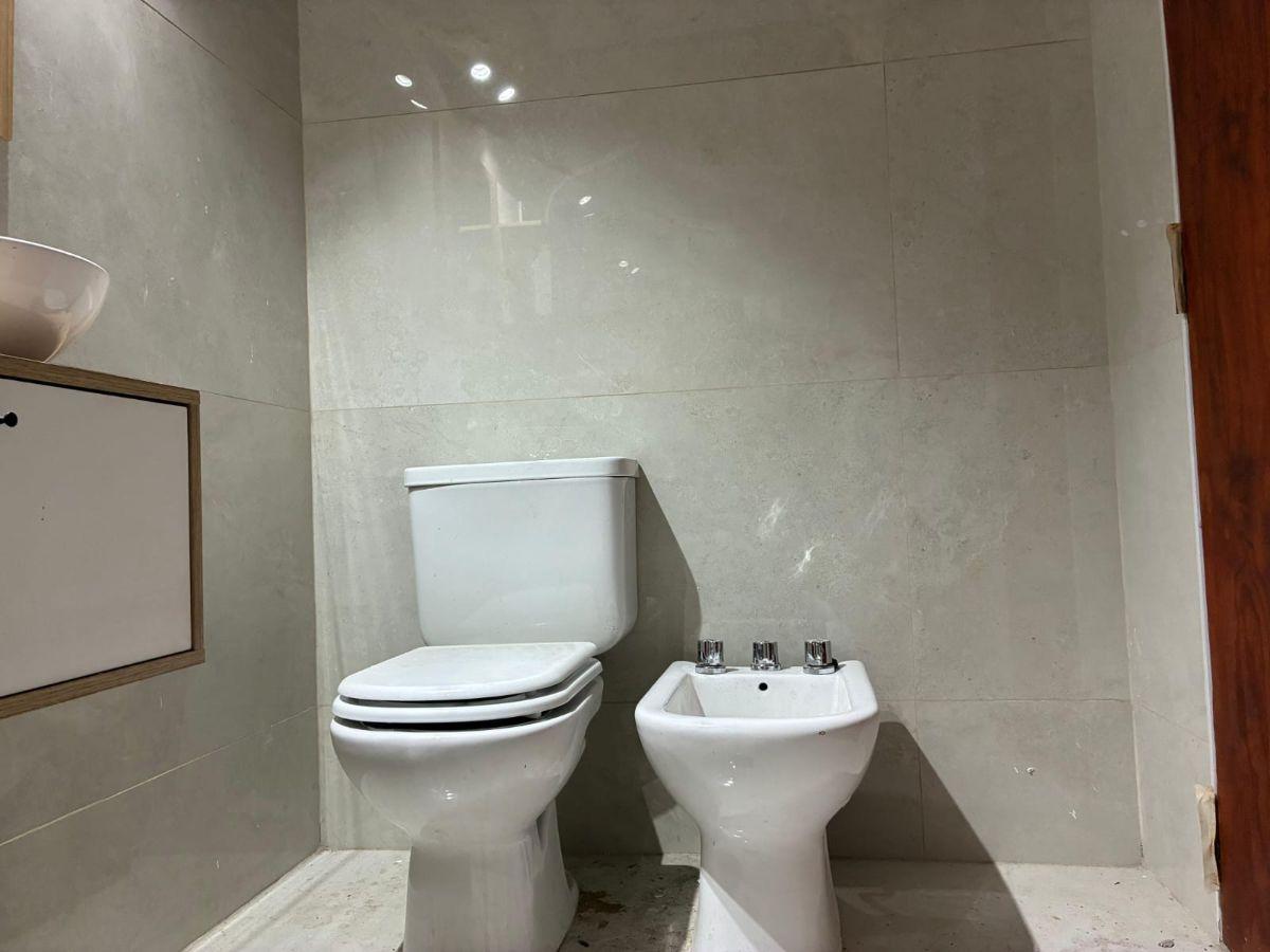 Foto de CASA TOTALMENTE RESTAURADA Y MODERNIZADA A ESTRENAR EN FOMENTO 9 DE, imagen 3