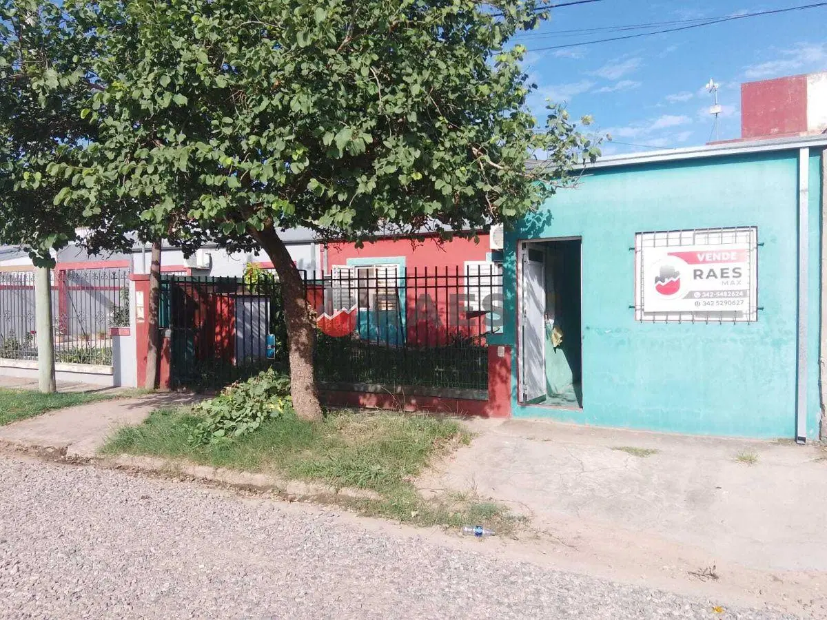 casa a la venta metros de Peñaloza 5