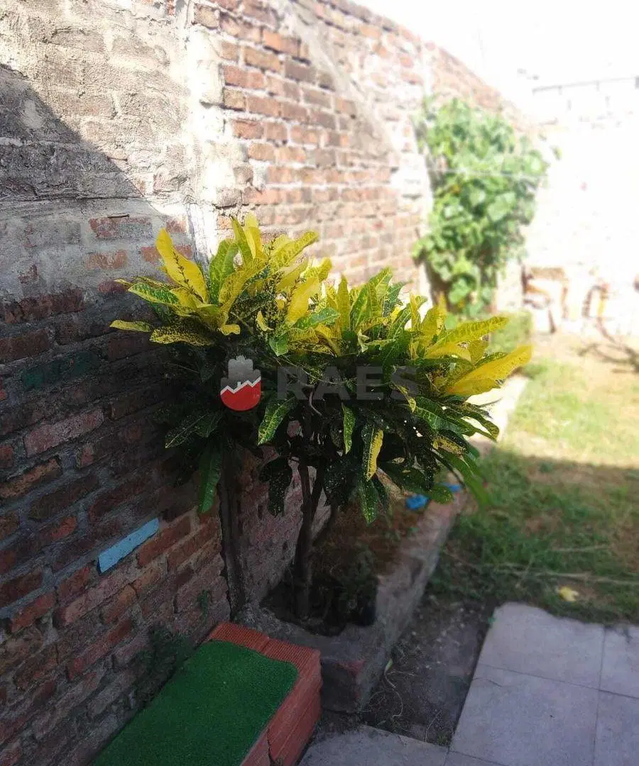 casa a la venta metros de Peñaloza 2