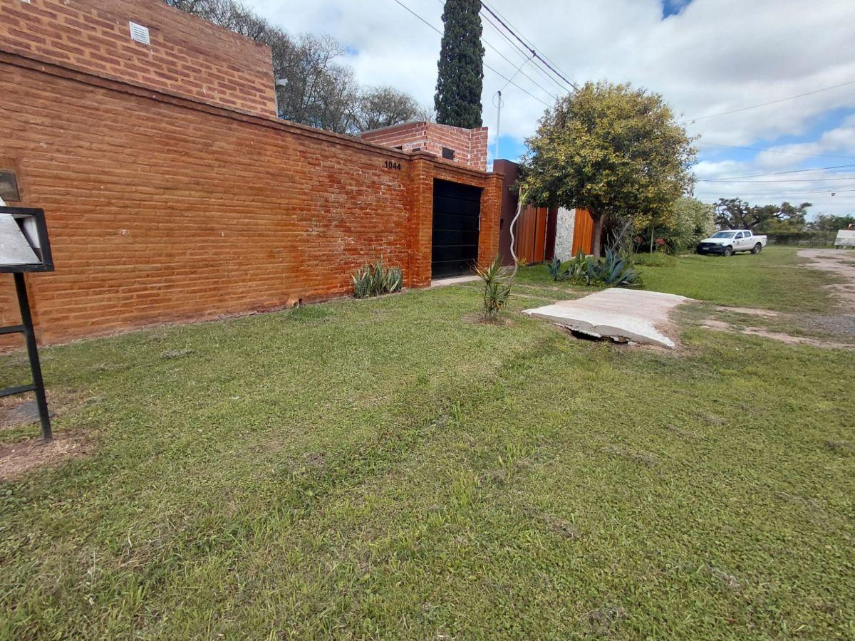 Foto de Casa en venta en Sauce Viejo con pileta, imagen 1