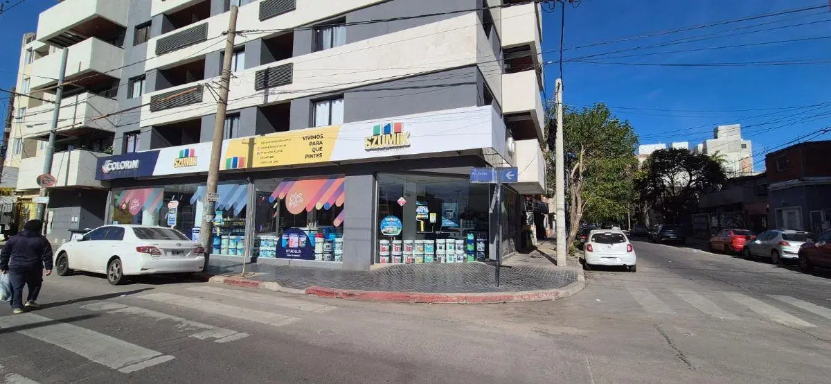 ALQUILO LOCAL COMERCIAL - 220 m2 - Av Colon 2881 3