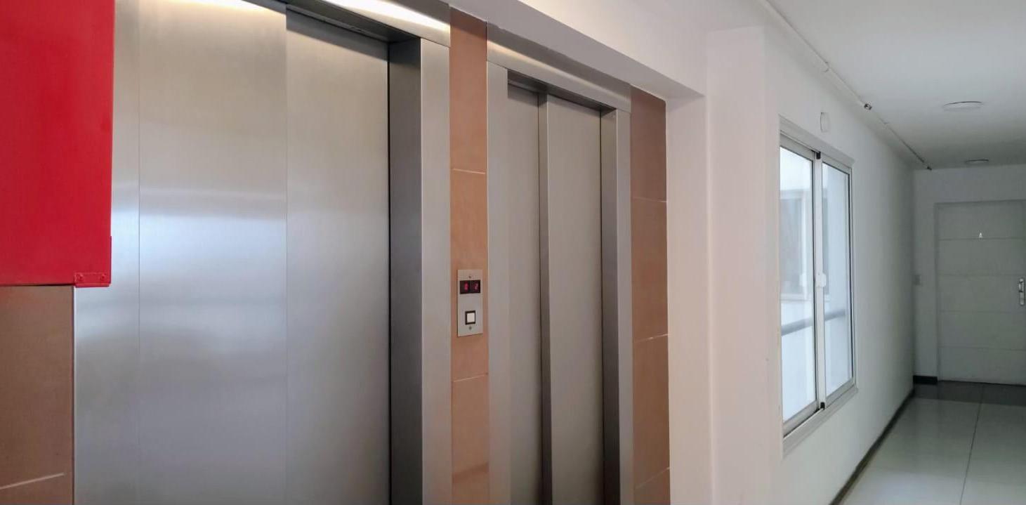 Foto de Bv. San Juan esquina Corro - Alquiler Depto Externo - 1 Dormitorio, imagen 2