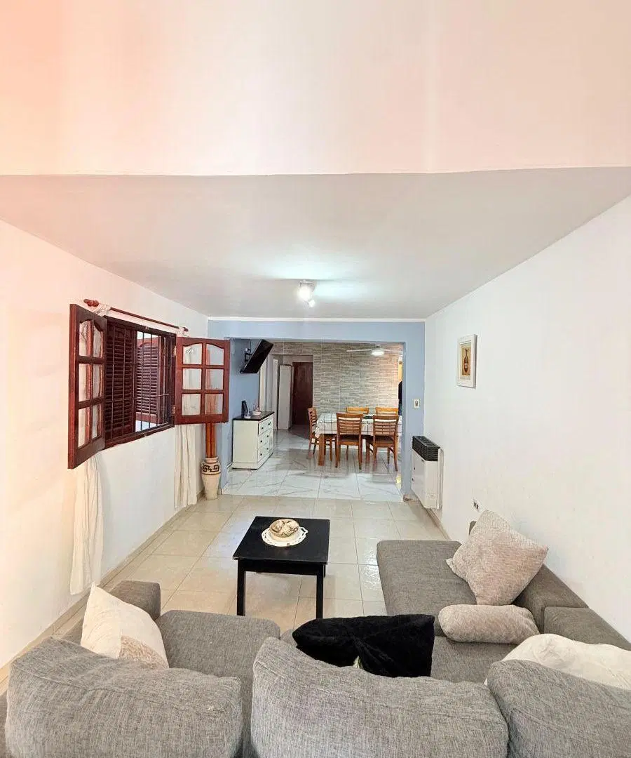 Venta Casa+Dpto 4