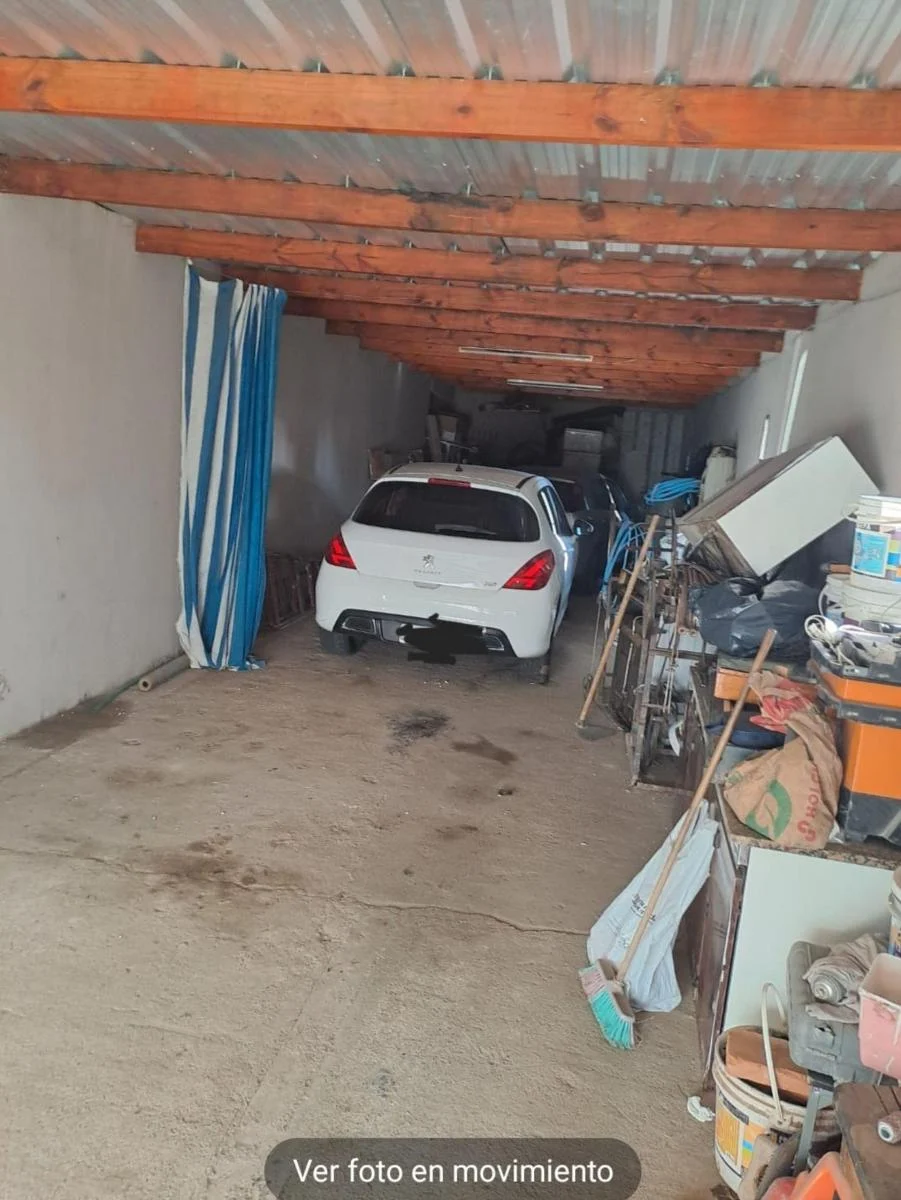 Venta Casa 2 Dorm C/ Pileta + 2 Dpto 1 Dorm c/u + Galpón 2