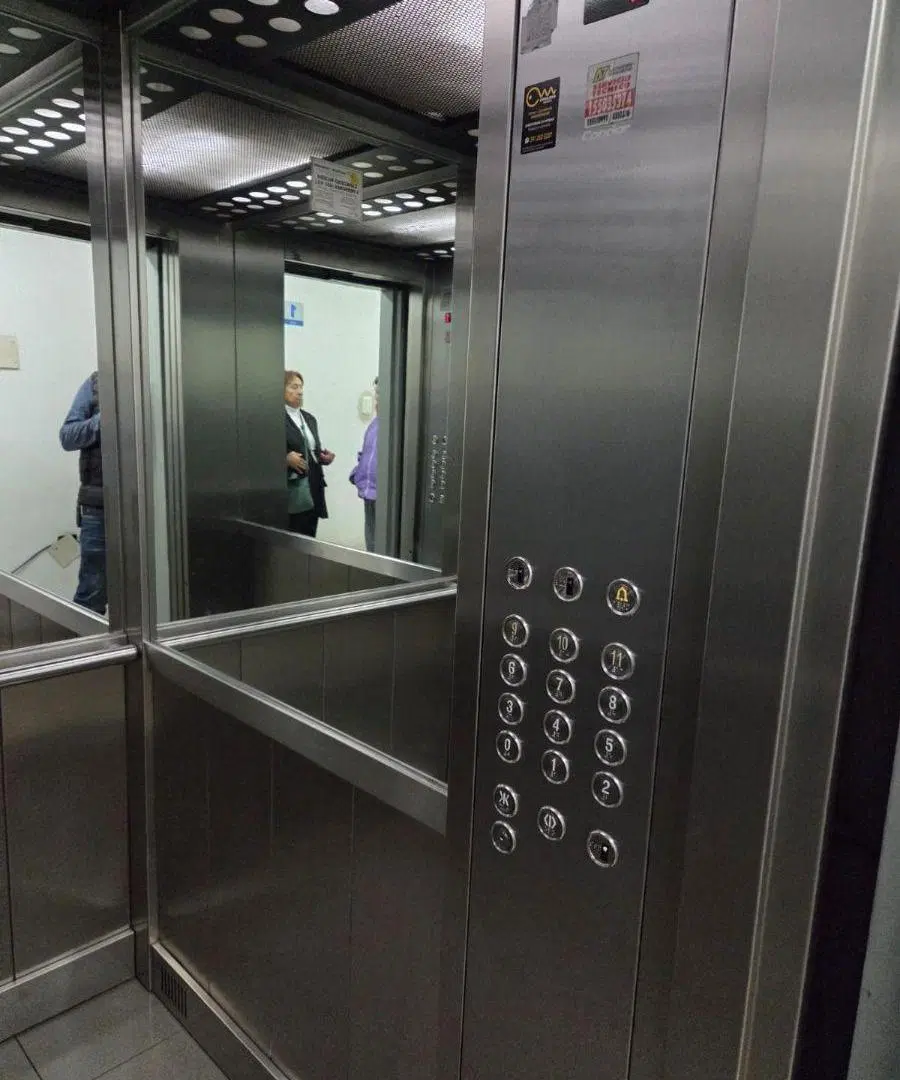 Vendo Imponente Dto. de 3 Dormitorios en piso exclusivo. Cafferata 922 Piso 1 2