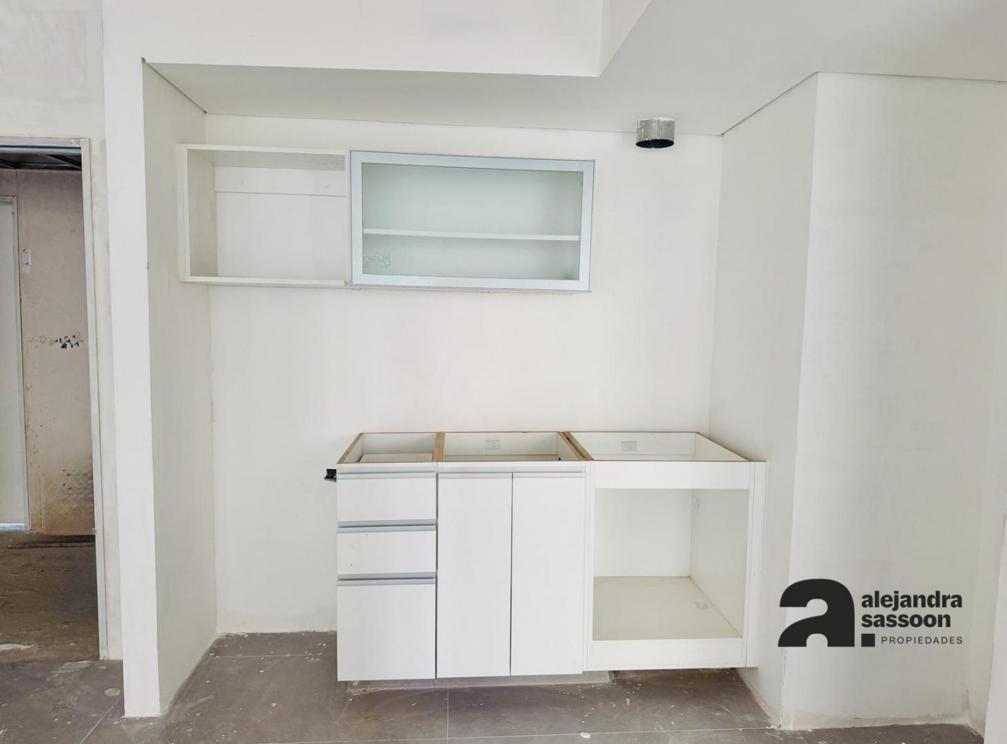 Foto de Departamento 2 Ambientes,con toillete y balcon Piso alto VILLA URQUIZA, imagen 2