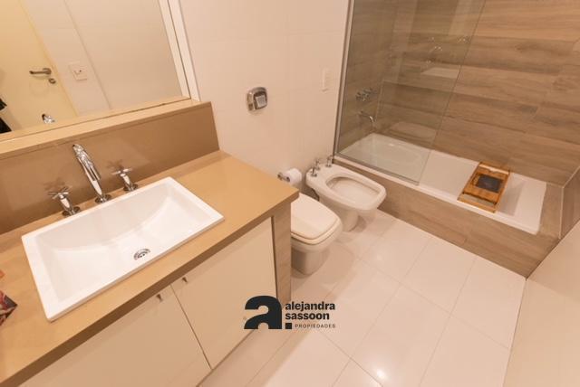 Foto de Venta BELGRANO TORRE-Reciclado 4 /5 AMB CON TERRAZA COCHERA DEP, imagen 5