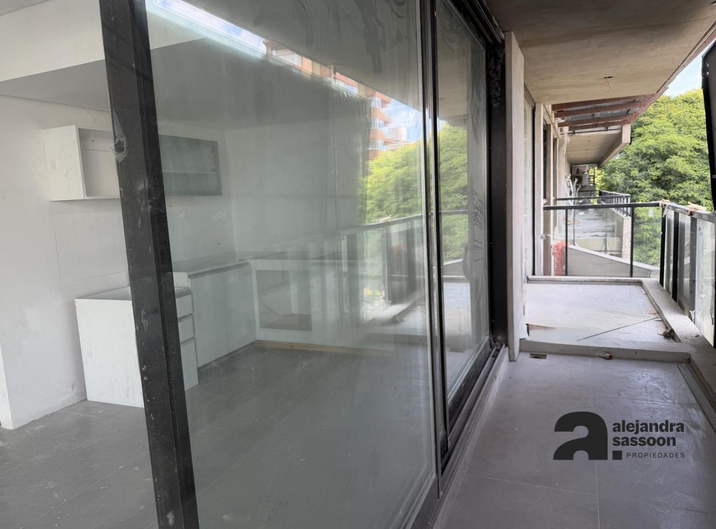 Foto de Departamento 2 Ambientes,con toillete y balcon Piso alto VILLA URQUIZA, imagen 1