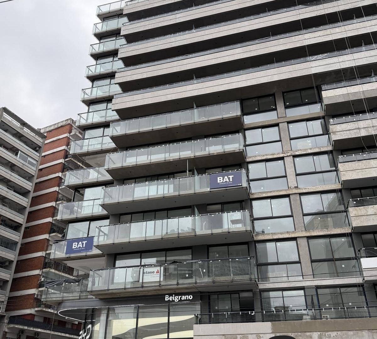 Foto de Departamento 2 Ambientes,con toillete y balcon Piso alto VILLA URQUIZA, imagen 2