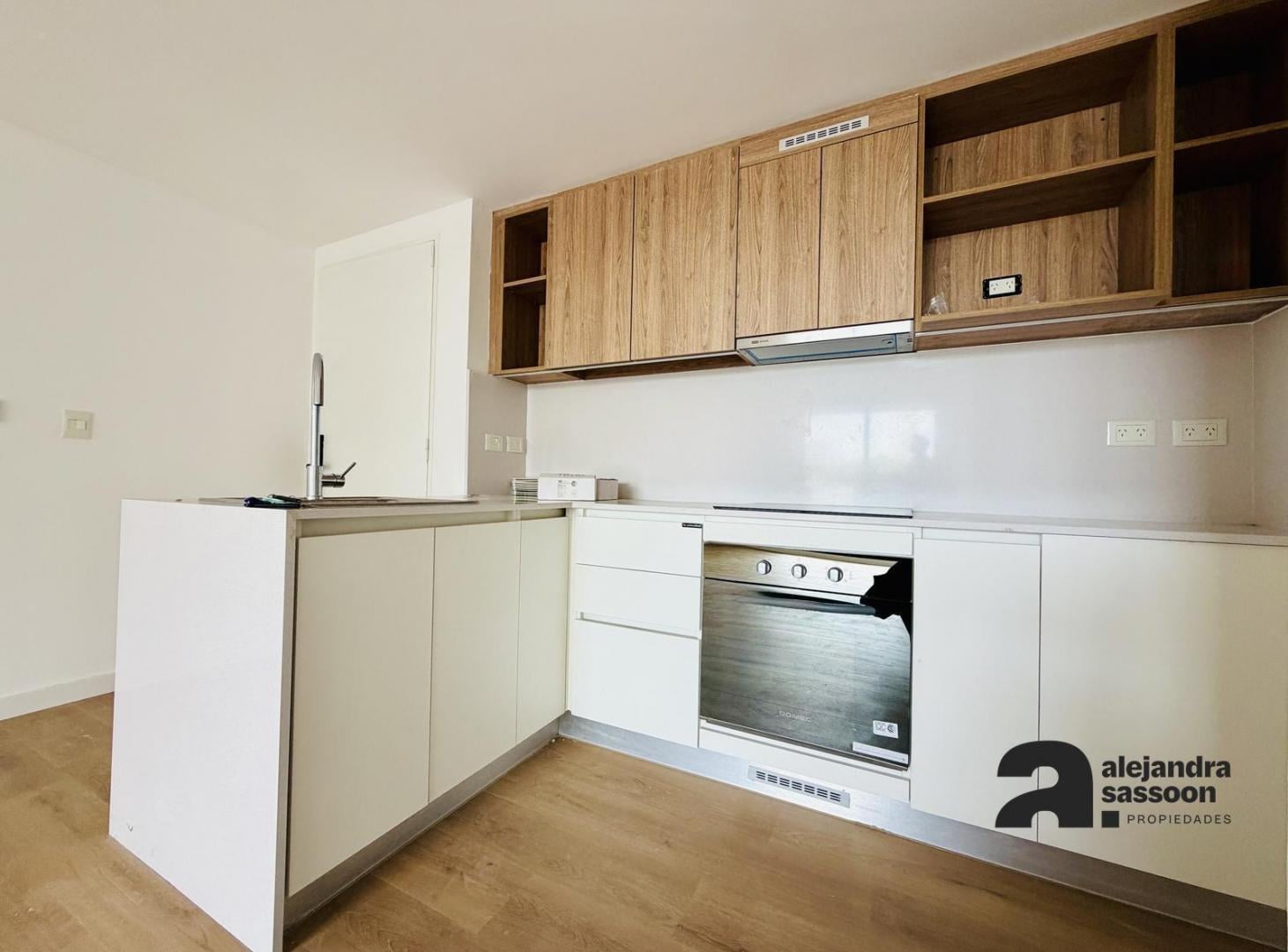 Foto de VENTA SAAVEDRA 3 AMB con Terraza y Parrilla propia ENTREGA INMEDIATA, imagen 1