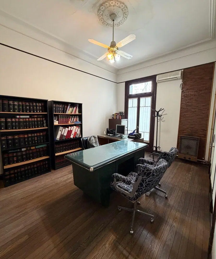 PH de 196 m² con 6 dormitorios en venta en Centro 2