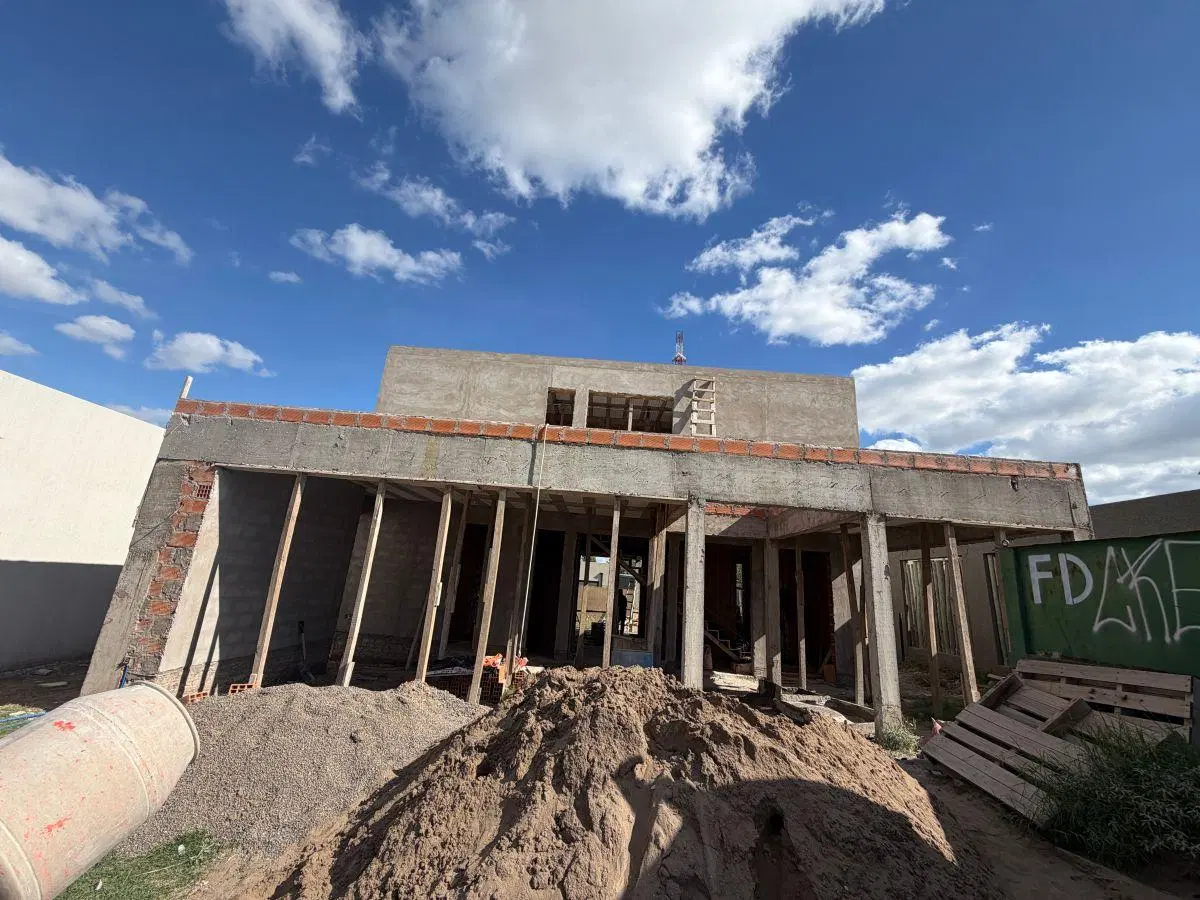 Casa con 4 habitaciones en venta en Bahía Blanca 2