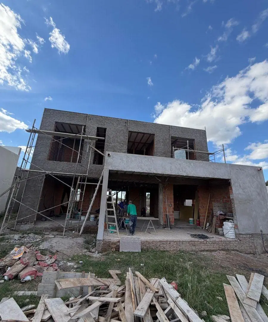 Casa con 4 habitaciones en venta en Bahía Blanca 5