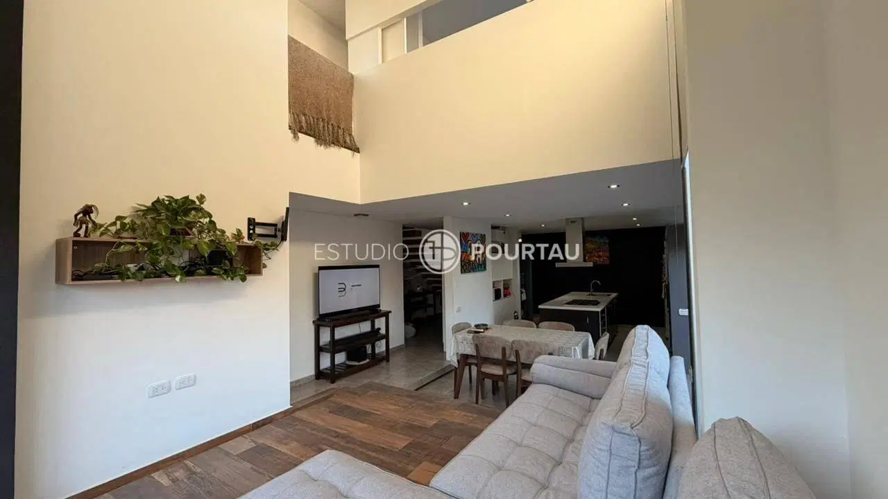 Casa 6 ambientes 3 dormitorios. | Sáenz Peña entre Güemes y Oss 2