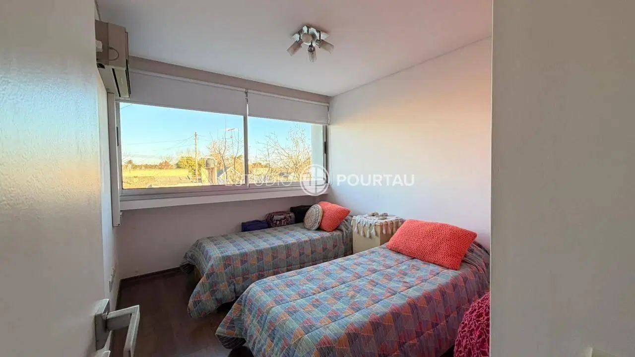 Casa 6 ambientes 3 dormitorios. | Sáenz Peña entre Güemes y Oss 3