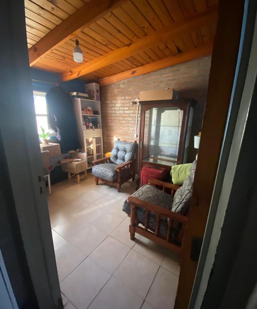 Foto de CASA | 5 AMBIENTES | ASADOR CUBIERTO | 3 DORMITORIOS | GARAGE | BARRIO, imagen 4
